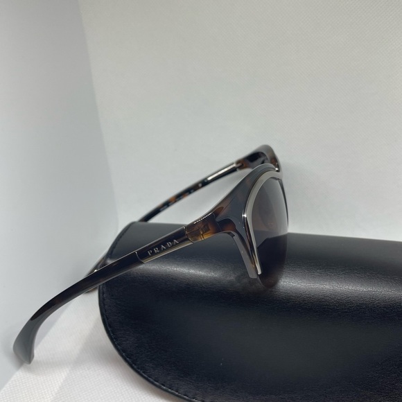 Prada Women’s Sunglasses SPR68O 5AV-3M 49/17/149 New No Tags main image 4